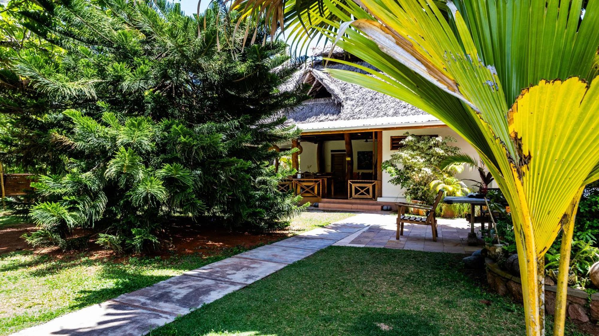 Anse Lazio Lodge ภายนอก รูปภาพ