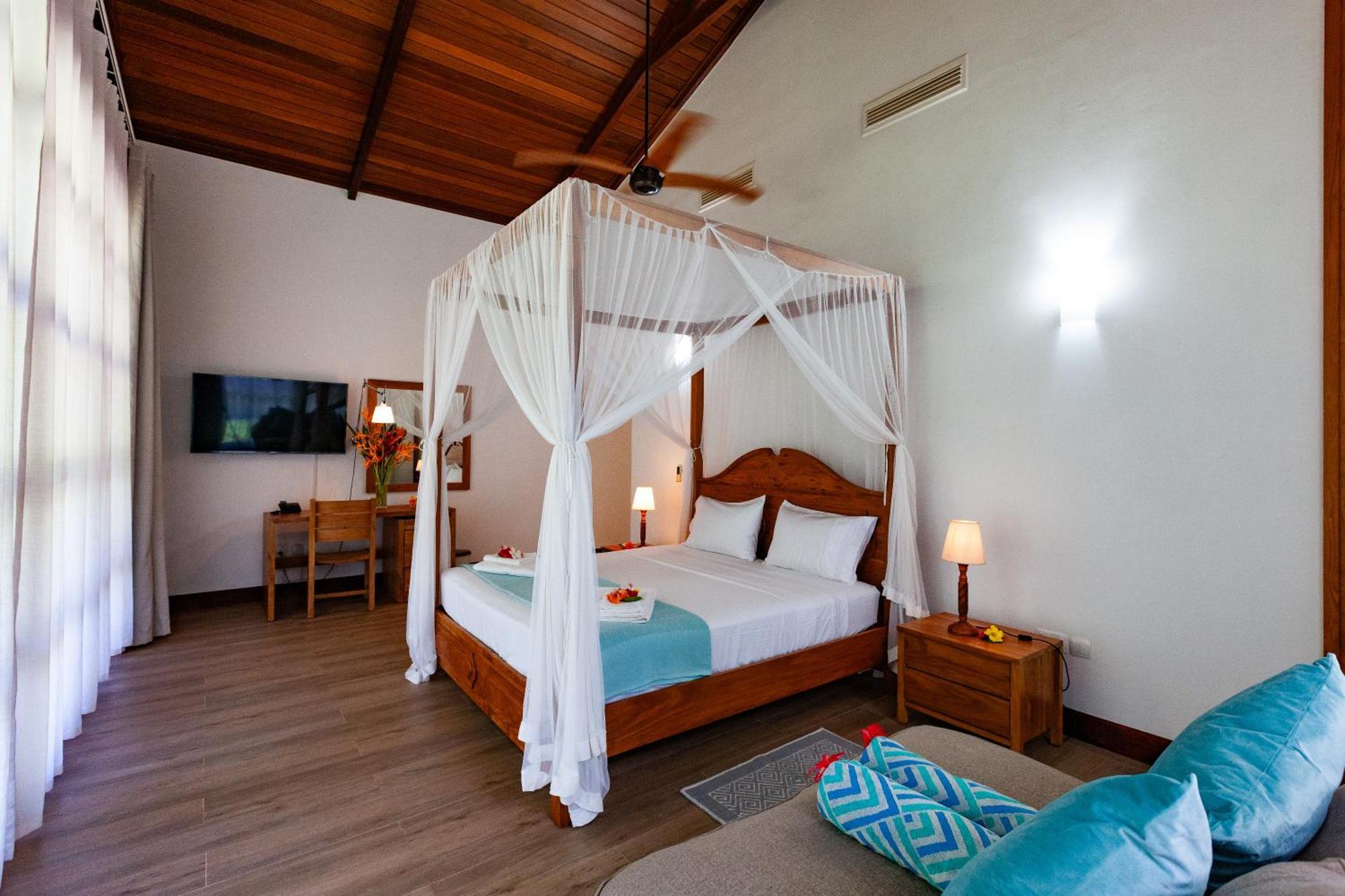 Anse Lazio Lodge ภายนอก รูปภาพ